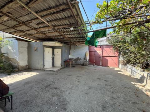 Satılır 4 otaqlı həyət evi/bağ evi 170 m² — Bakı