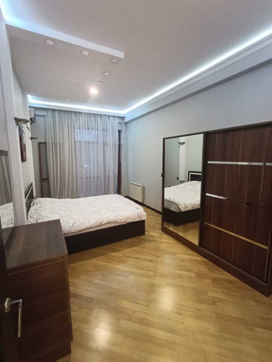 Satılır 3 otaqlı yeni tikili 160 m² — Mənzil, Bakı (6)