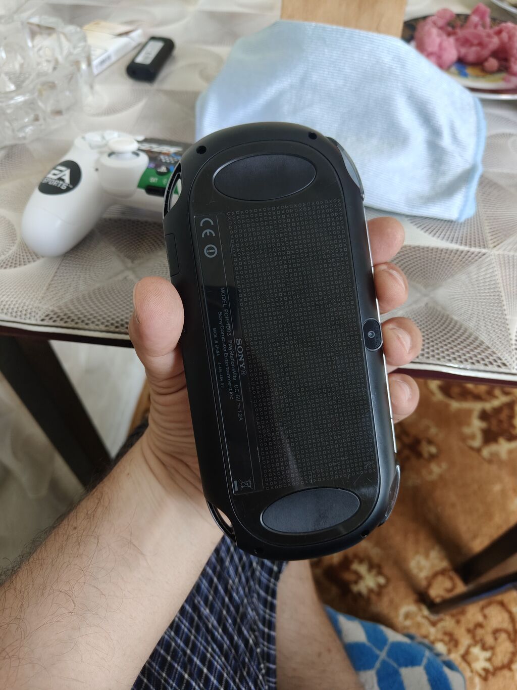 Sony PS Vita (əl konsolu) + simsiz gamepad dəsti - Model: Sony PS — Portativ oyun konsoləri, Bakı (7)
