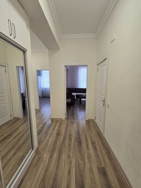 İcarəyə verilir 3 otaqlı yeni tikili 70 m² — Bakı