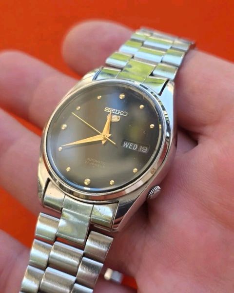 Seiko 5 avtomatik qol saatı - Brend/model: Seiko 5 - Mexanizm — Bərdə