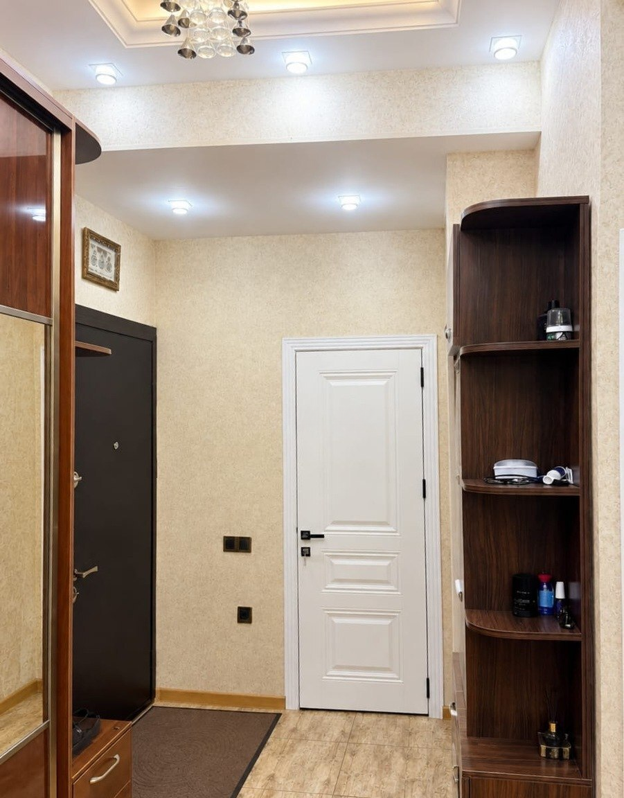 3 otaqlı mənzil 127 m² satılır — Mənzil, Bakı (10)
