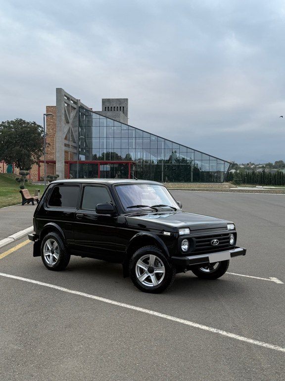 Lada (VAZ) Niva, 1.7 L, 2025 il, 12 800 km — Avtomobillər, Gəncə (3)