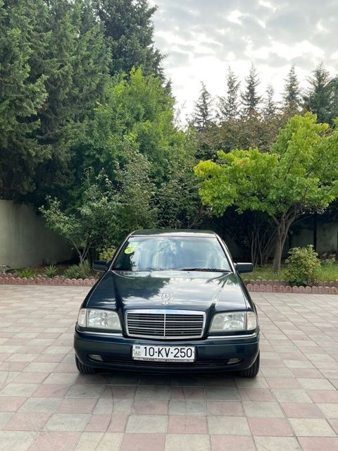 Mercedes C 220, 2.2 L, 1996 il, 438 000 km — Bakı