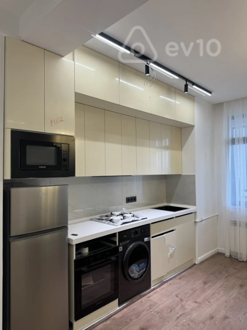 3 otaqlı mənzil, 80 m², Heydər Hüseynov küçəsi — kirayə — Mənzil, Bakı (10)