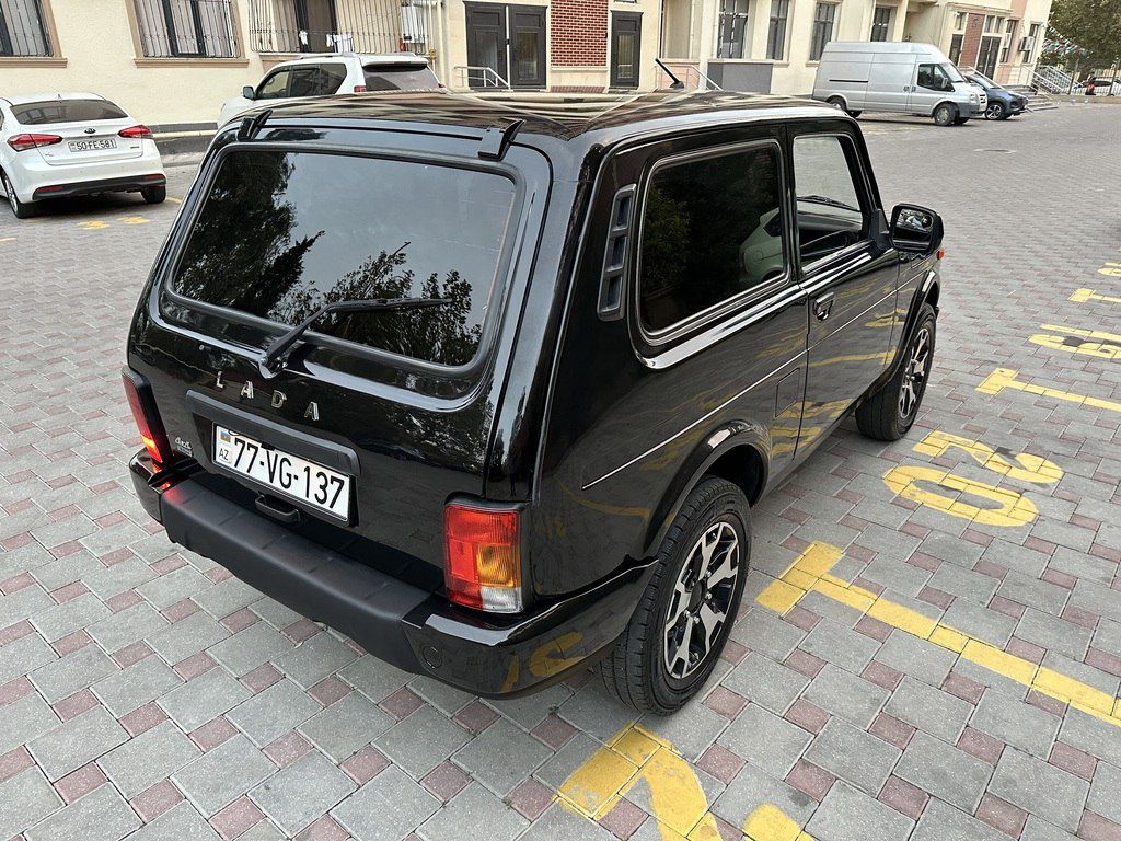 Lada (VAZ) Niva, 1.7 L, 2019 il, 120 000 km 77-VG-137 — Avtomobillər, Bakı (8)