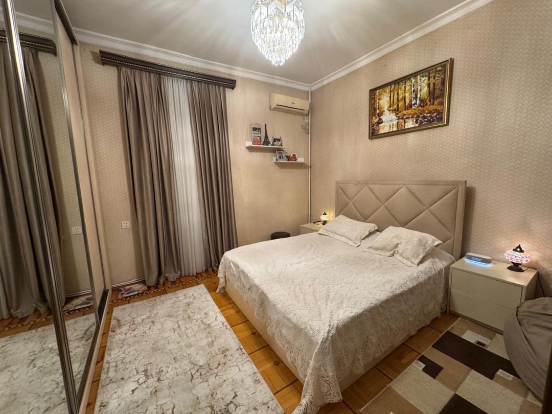 Satılır 2 otaqlı köhnə tikili 65 m² — Mənzil, Bakı (2)