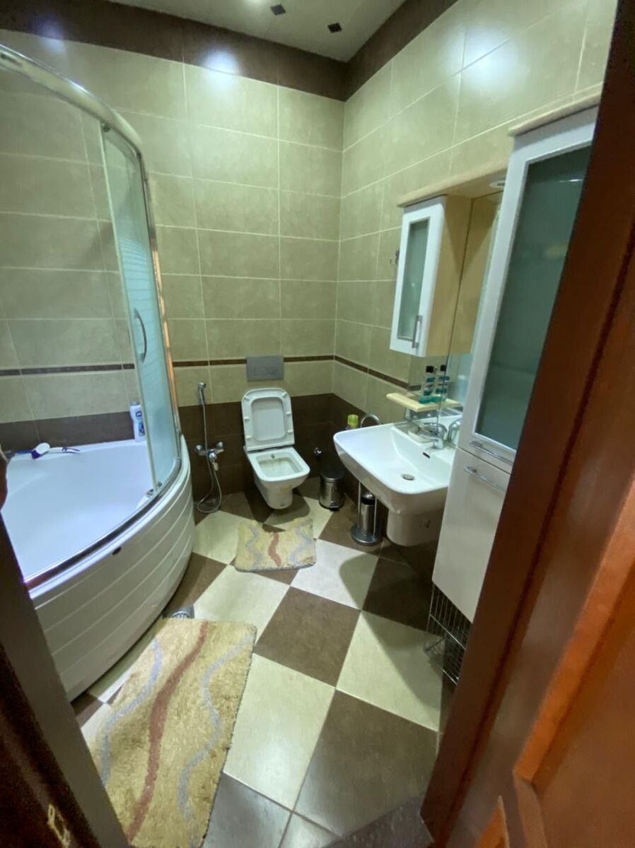 İcarəyə verilir 3 otaqlı yeni tikili 165 m² — Mənzil, Bakı (5)