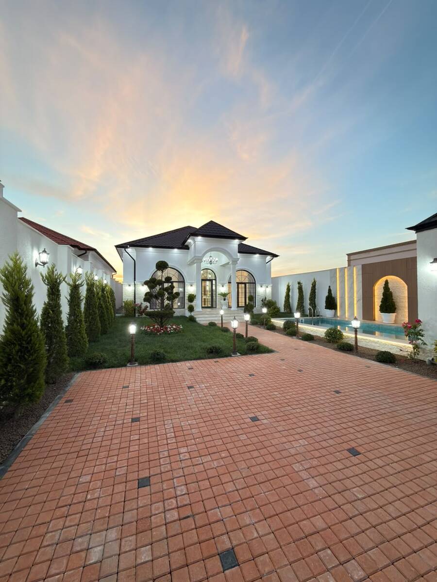 Satılır 4 otaqlı həyət evi/bağ evi 200 m² — Ev, villa, Bakı (2)