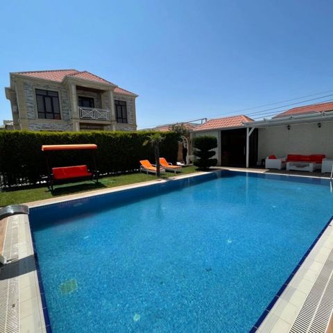 İcarəyə verilir 6 otaqlı həyət evi/bağ evi 320 m² — Bakı