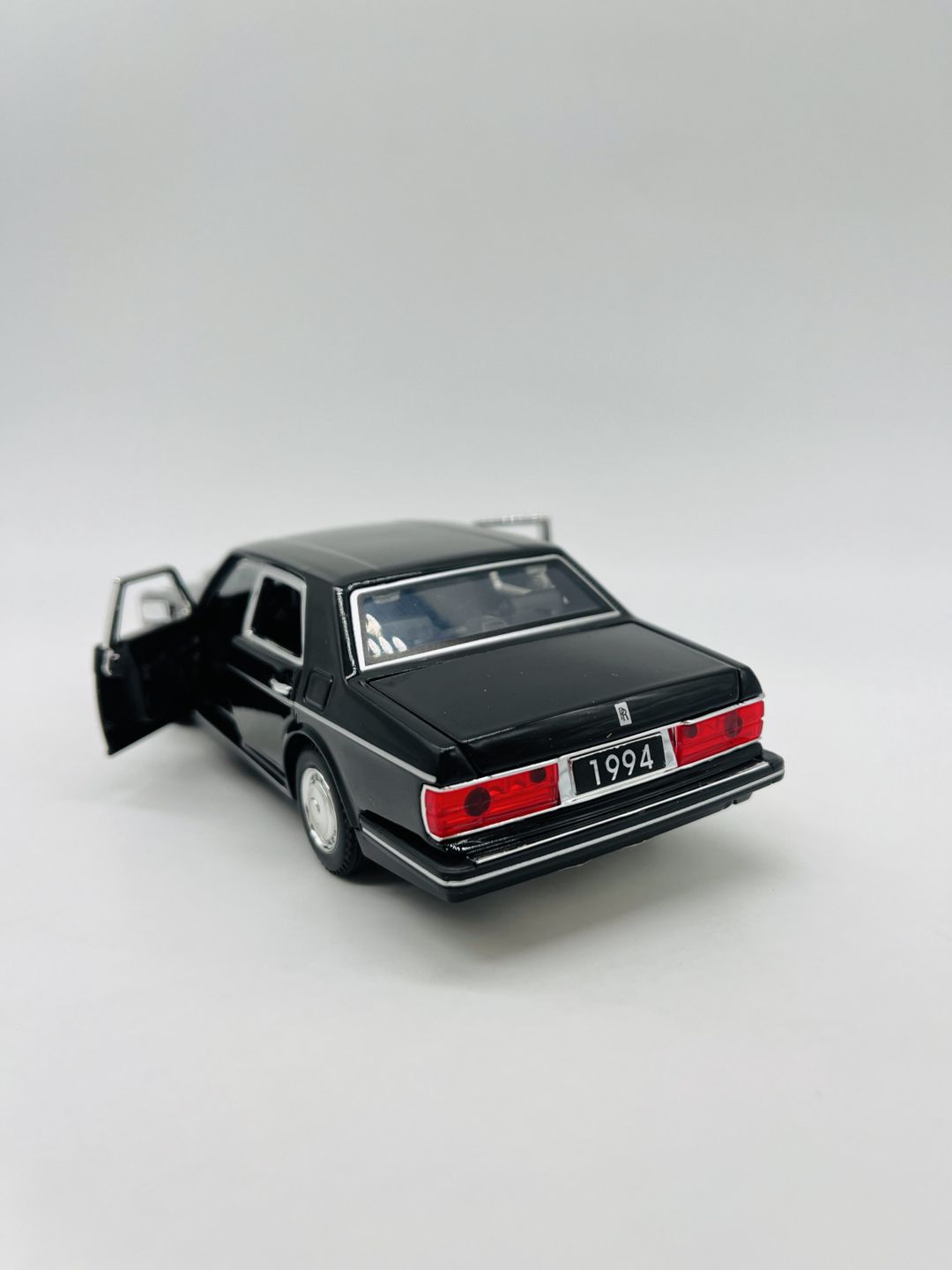 Maşın Rolls-Royce Silver Spur, metal, qara — Mallar, Bakı (2)
