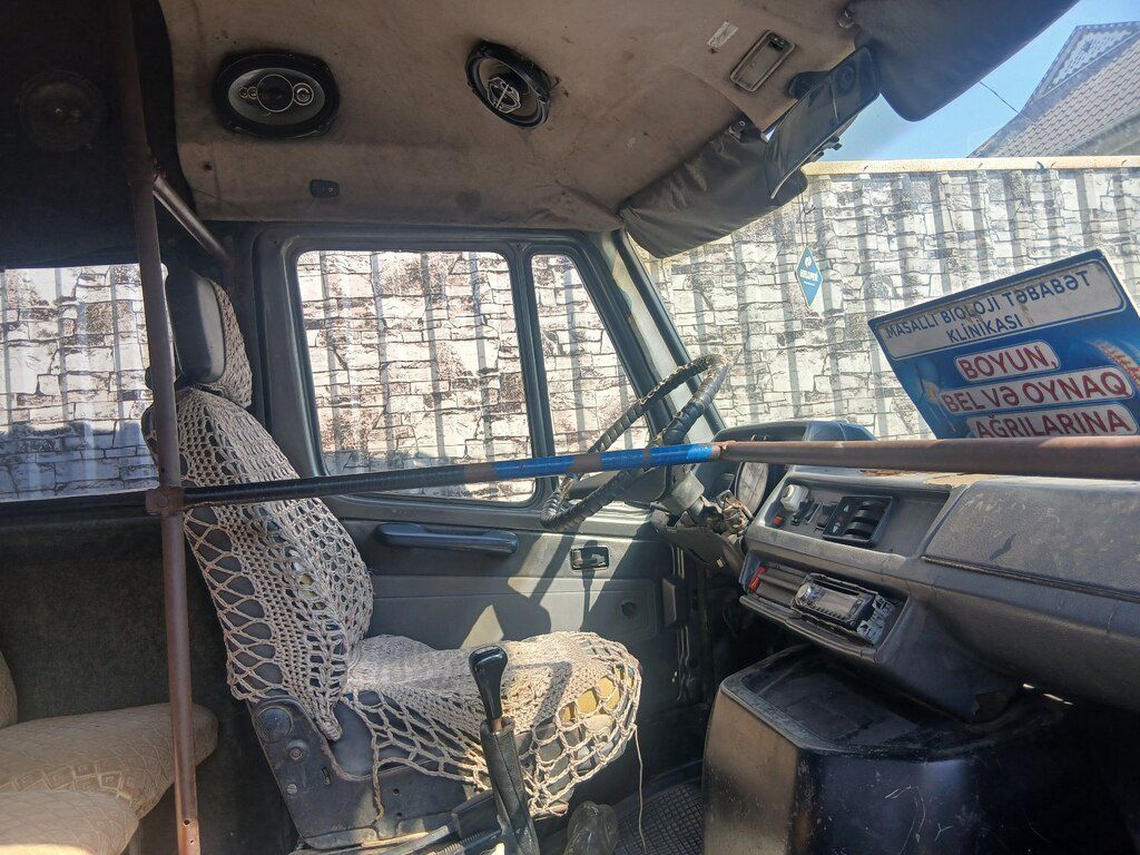 Mercedes 208 D, 2.3 L, 1995 il, 440 000 km 10-MV-143 — Avtomobillər, Masallı (6)