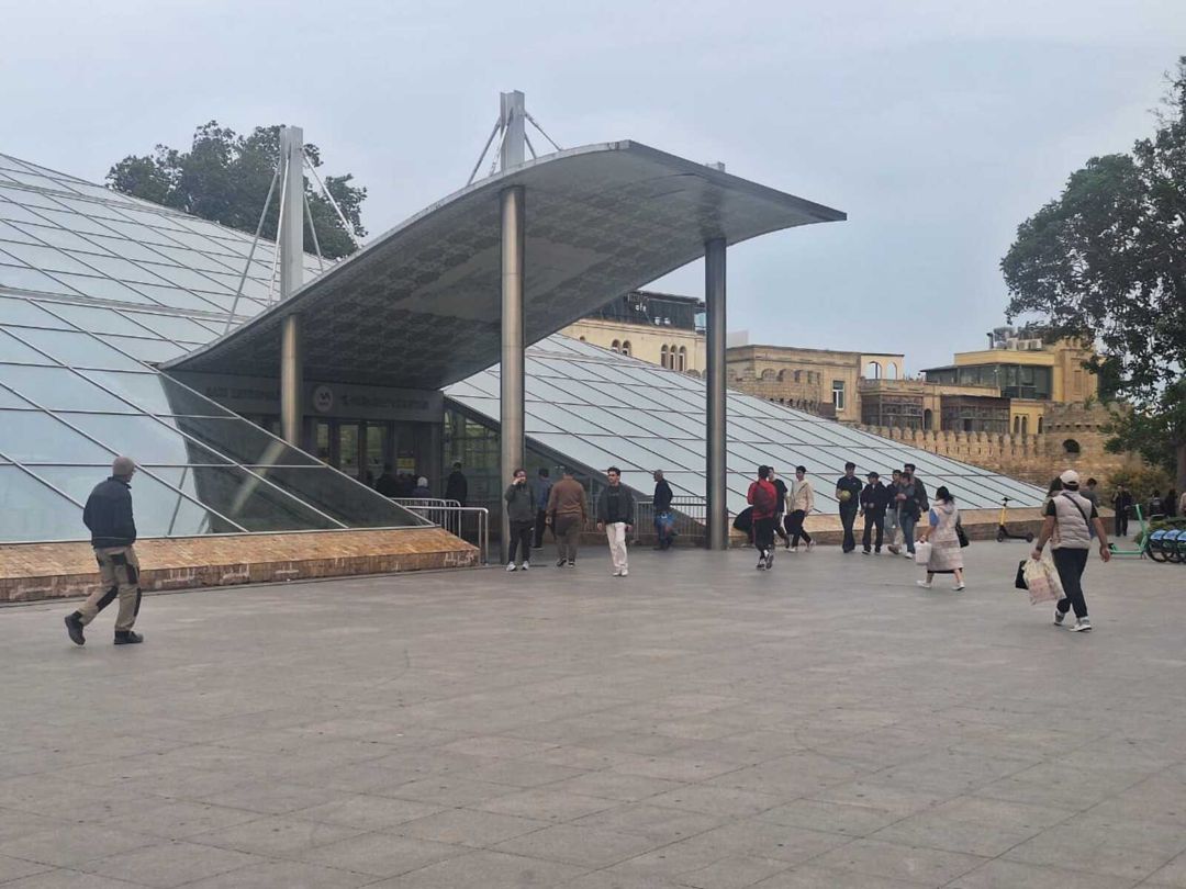 Satılır 2 otaqlı köhnə tikili 55 m² — Mənzil, Bakı