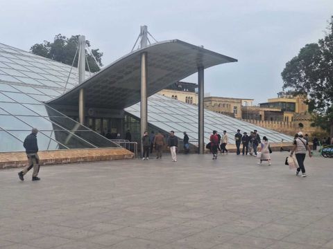 Satılır 2 otaqlı köhnə tikili 55 m² — Bakı
