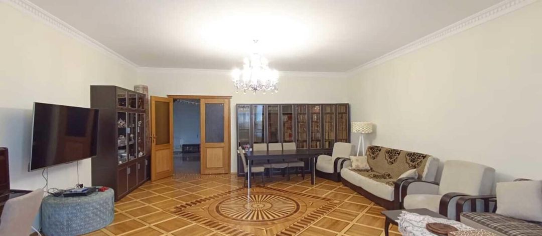Satılır 4 otaqlı yeni tikili 200 m² — Mənzil, Bakı (4)