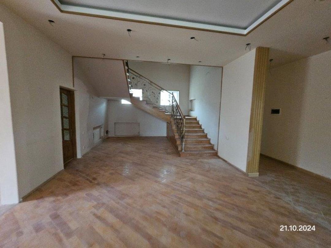 Satılır 5 otaqlı həyət evi/bağ evi 254 m² — Ev, villa, Bakı (12)