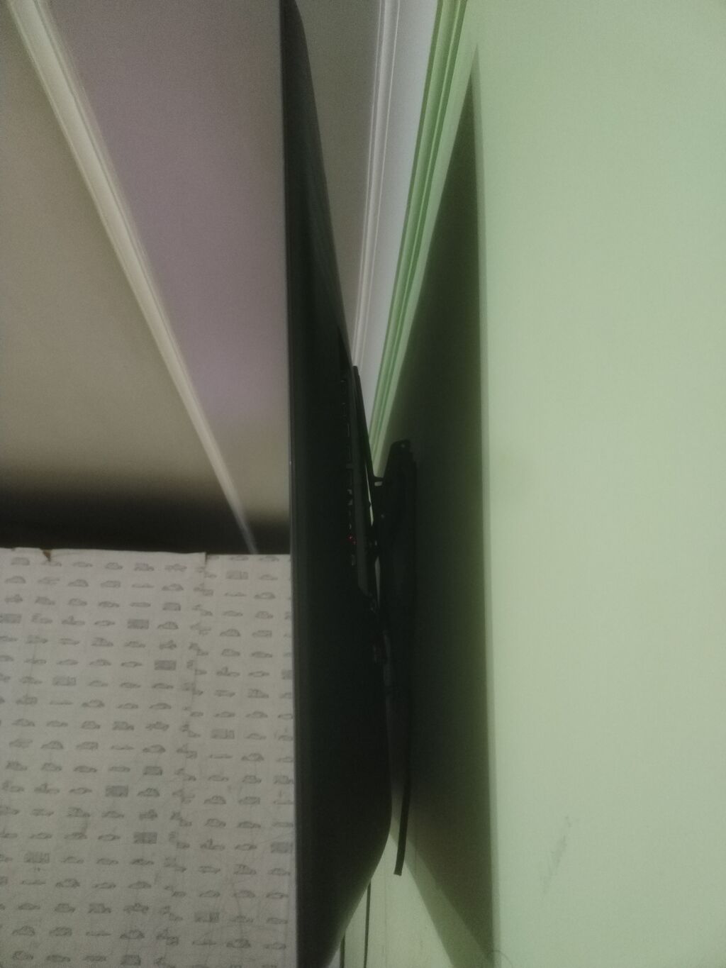 Samsung divar tipli televizor - Marka/model: Samsung (LED TV) — Televizorlar, Bakı (4)