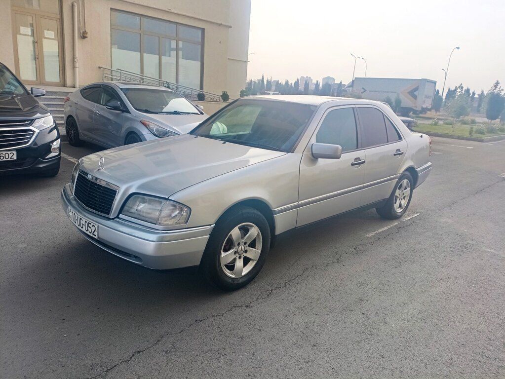 Mercedes C 180, 1.8 L, 1996 il, 287 000 km 10-UG-052 — Avtomobillər, Gəncə (9)