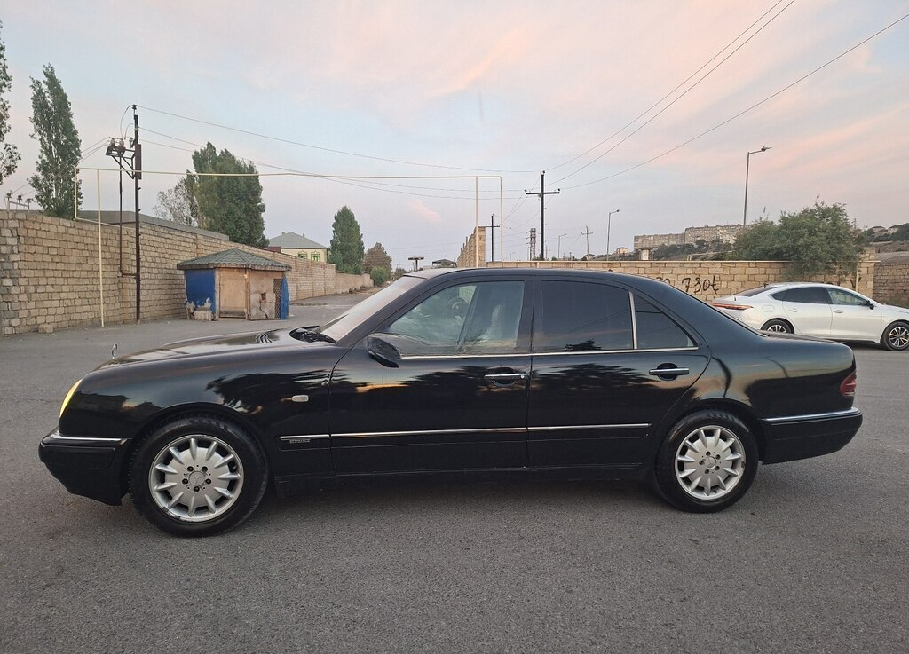 Mercedes E 240, 1997 il, 245000 km, 2.4 L 90-OS-041 — Avtomobillər (6)