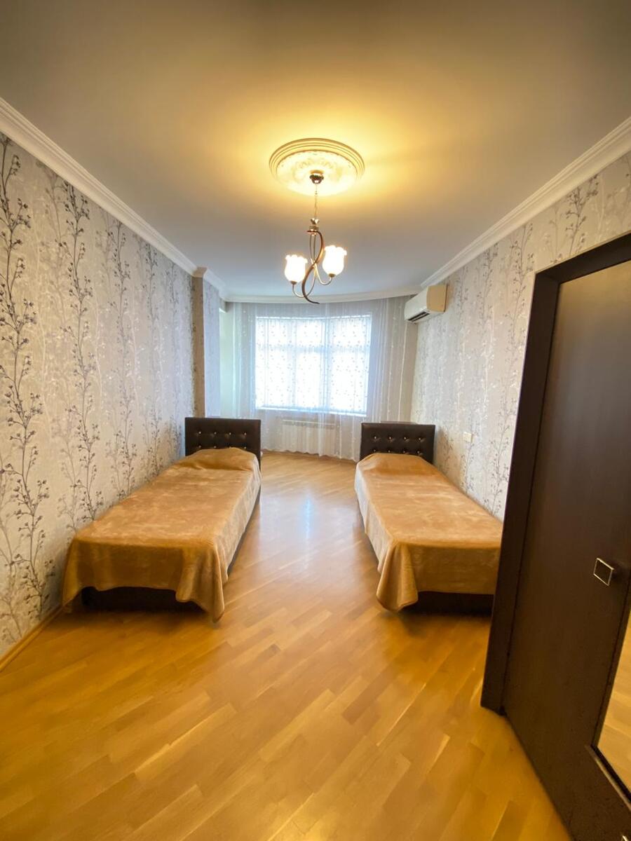 İcarəyə verilir 4 otaqlı yeni tikili 175 m² — Mənzil, Bakı (12)