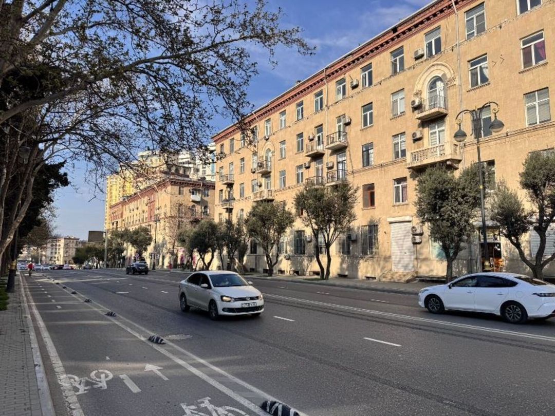 Satılır 3 otaqlı köhnə tikili 85 m² — Mənzil, Bakı
