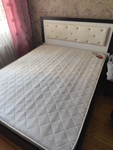 İşlənmiş, İkinəfərlik çarpayı, Bazasız, Matras ilə, Siyirməsiz, Azərbaycan — Sumqayıt