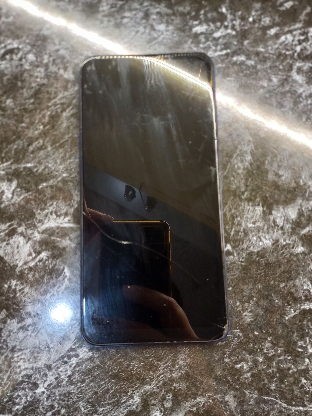Samsung 8 GB, rəng - Gümüşü, Sensor — Samsung, Bakı (2)
