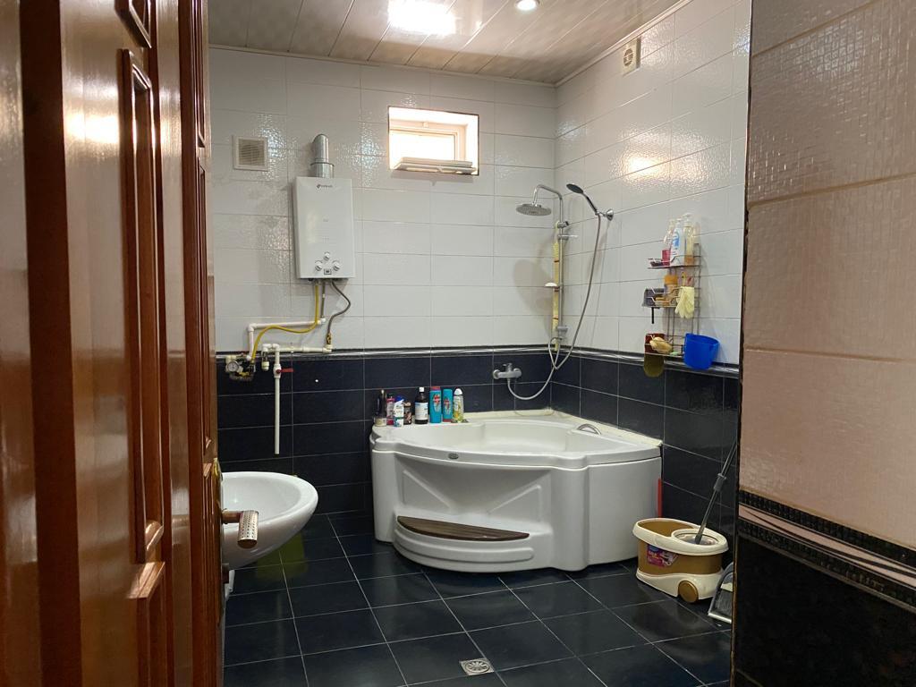 Satılır 7 otaqlı həyət evi/bağ evi 220 m² — Ev, villa, Bakı (4)