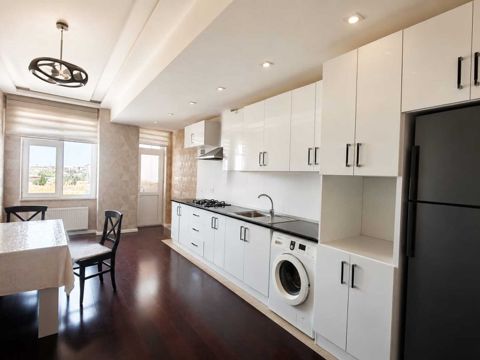 Satılır 2 otaqlı yeni tikili 120 m² — Bakı