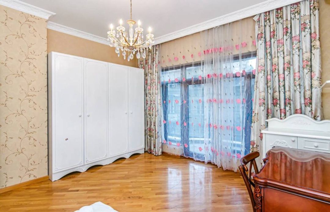 İcarəyə verilir 3 otaqlı yeni tikili 160 m² — Mənzil, Bakı (9)