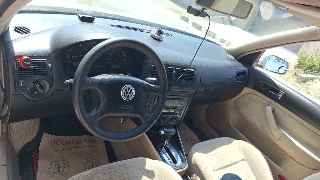 Volkswagen Golf, 1.8 L, 2000 il, 367 000 km 99-CP-760 — Avtomobillər, Bakı (5)