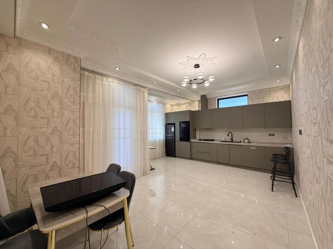 Satılır 3 otaqlı yeni tikili 140 m² — Mənzil, Bakı (10)