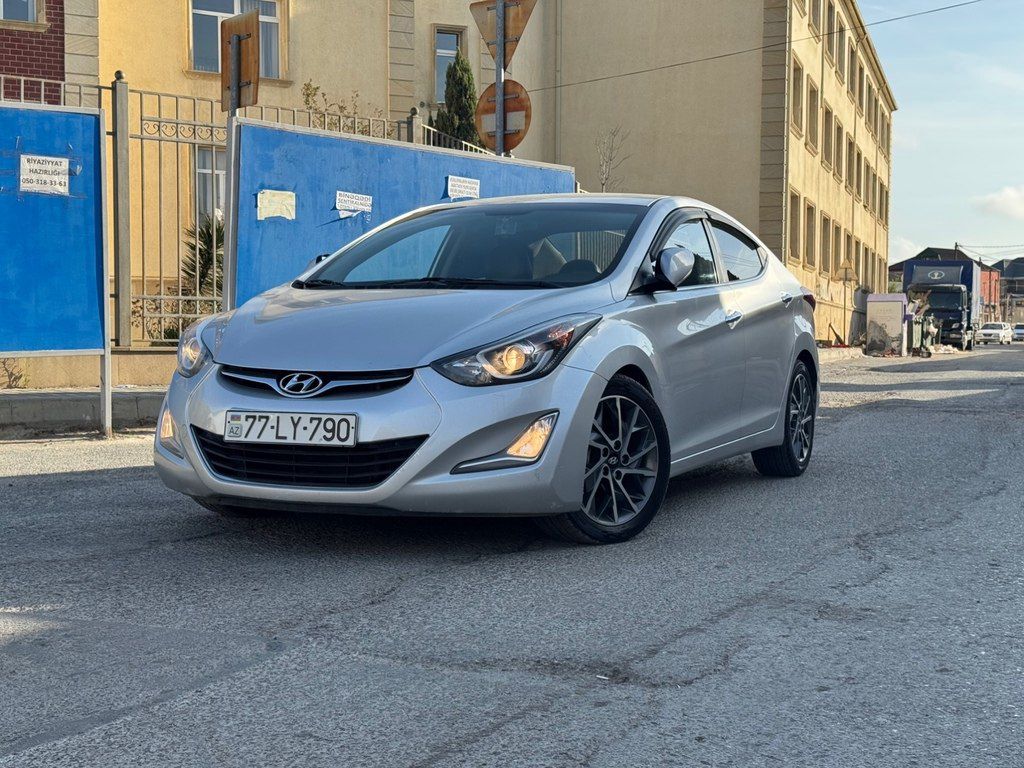 Hyundai Avante, 1.6 L, 2015 il, 300 000 km 77-LY-790 — Avtomobillər, Bakı