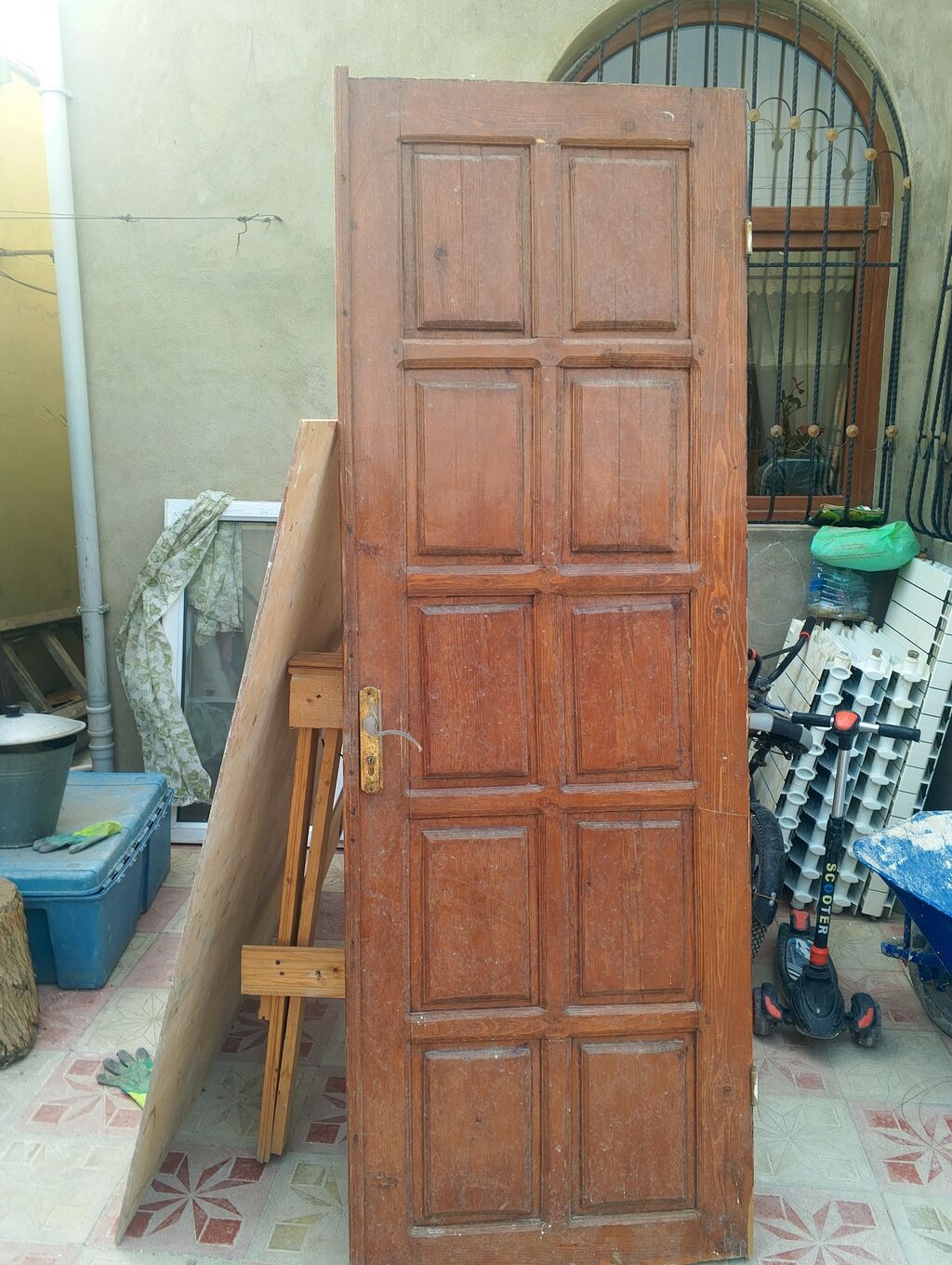 Taxta qapı – klassik panel dizaynlı - Material: tam ağac (kütləvi — Pəncərələr, qapılar, balkonlar, Bakı (2)