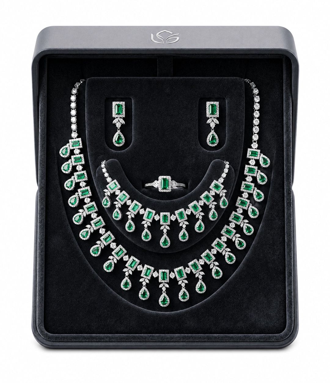 Premium Yaşıl Zirkon Daşlı Lüks Zinət Dəsti Boyunbağı, Sırğa, Üzük və Bilərzik Komplekti, Gümüş Rəng Elegant Xanım Aksesuarı, Toy və Xüsusi Günlər üçün Premium Hədiyyə Seti — Mallar, Bakı (3)