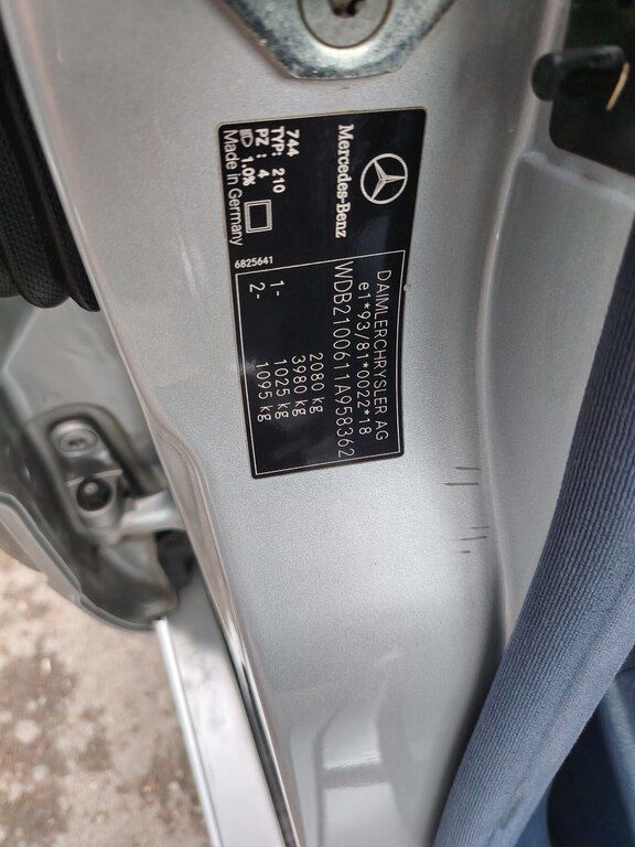 Mercedes E 240, 2.4 L, 2000 il, 240 000 km 99-AA-999 — Avtomobillər, Gəncə (11)