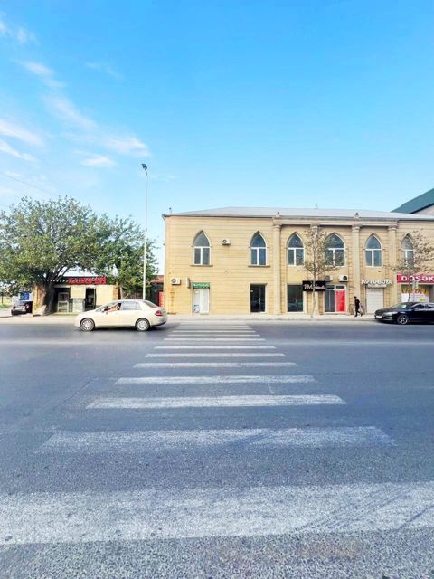 İcarəyə verilir obyekt 350 m² — Bakı