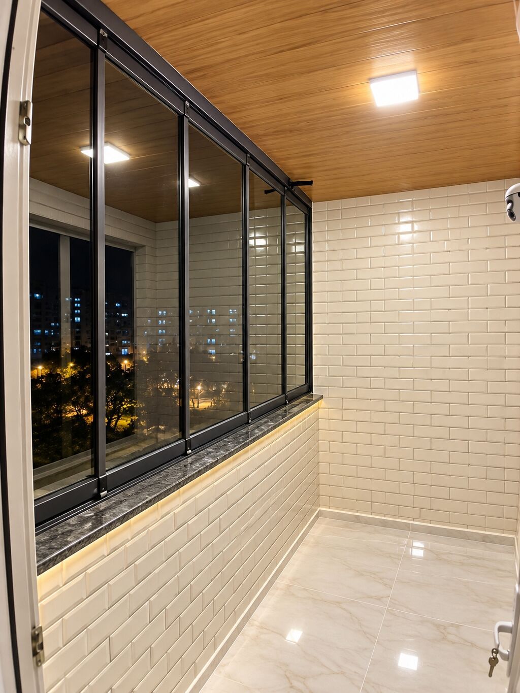 Çərçivəsiz sürgülü-bükülü şüşələndirmə sistemi - Balkon, teras — Pəncərələr, qapılar, balkonlar, Bakı (3)