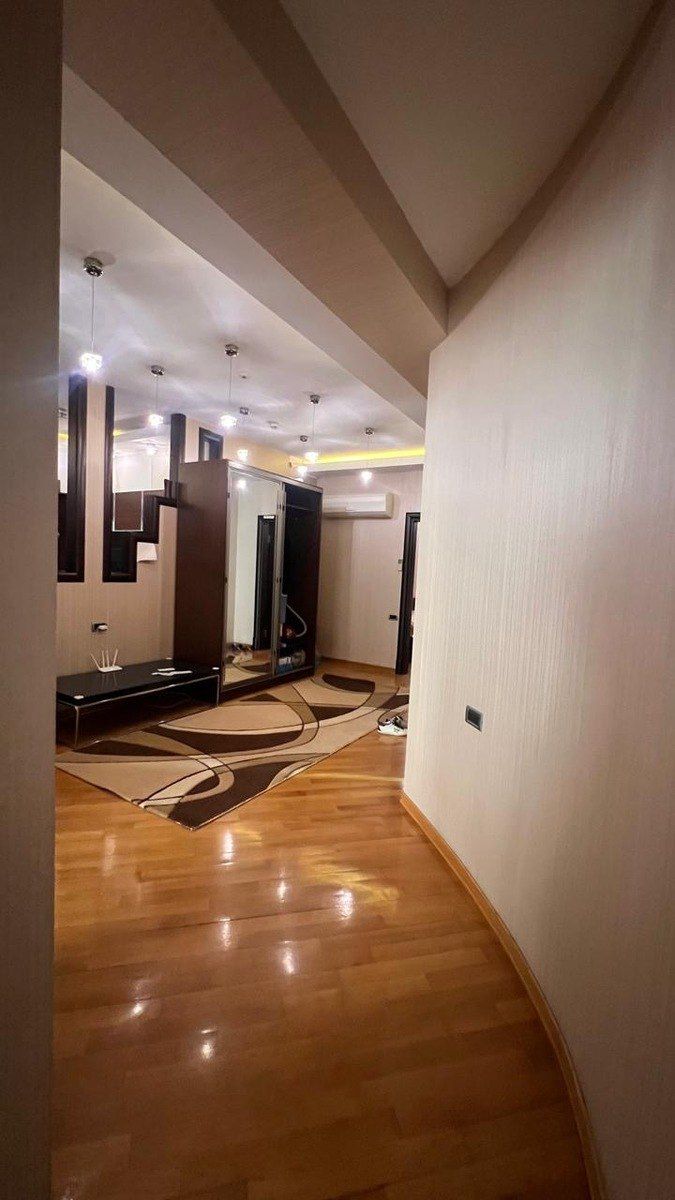 İcarəyə verilir 3 otaqlı yeni tikili 145 m² — Mənzil, Bakı (2)