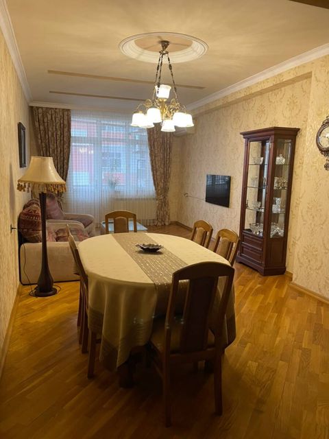 İcarəyə verilir 3 otaqlı yeni tikili 118 m² — Bakı