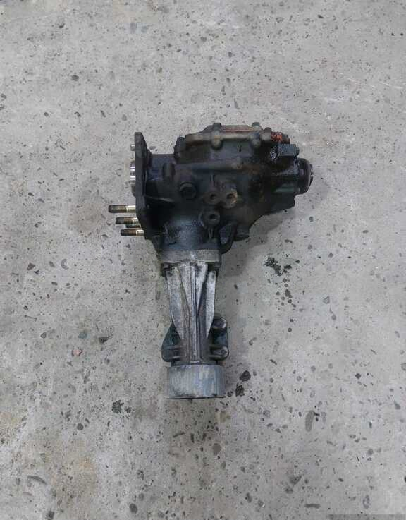 Paylayıcı qutu Toyota RAV4 — Bakı