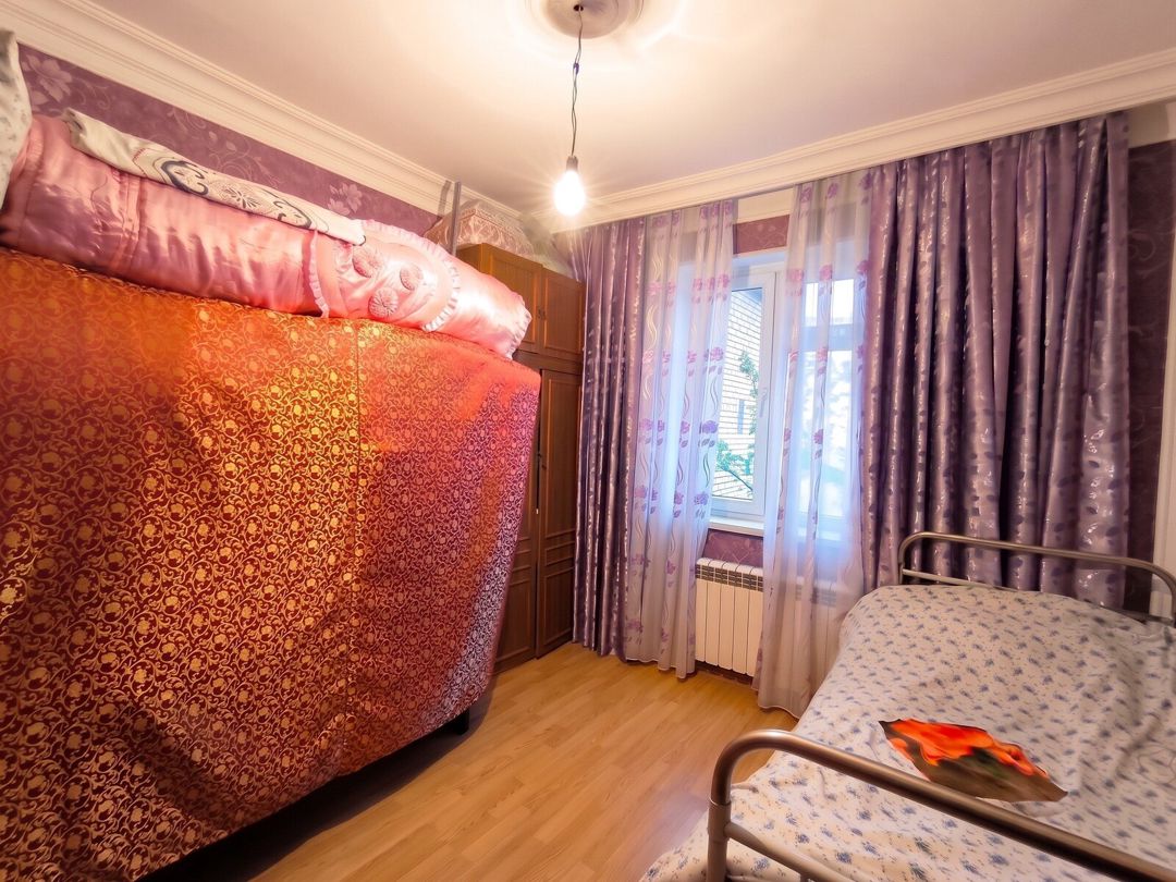 Satılır 4 otaqlı köhnə tikili 100 m² — Mənzil, Bakı (7)