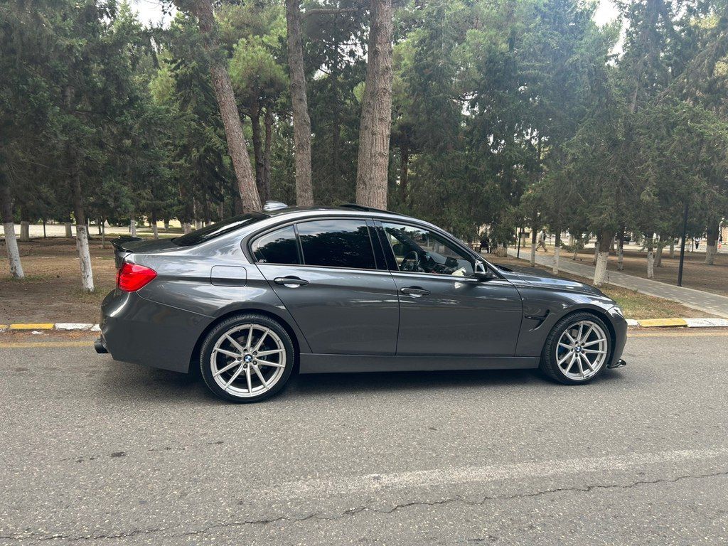 BMW 330, 2.0 L, 2015 il, 300 000 km 77-FG-992 — Avtomobillər, Bakı (6)