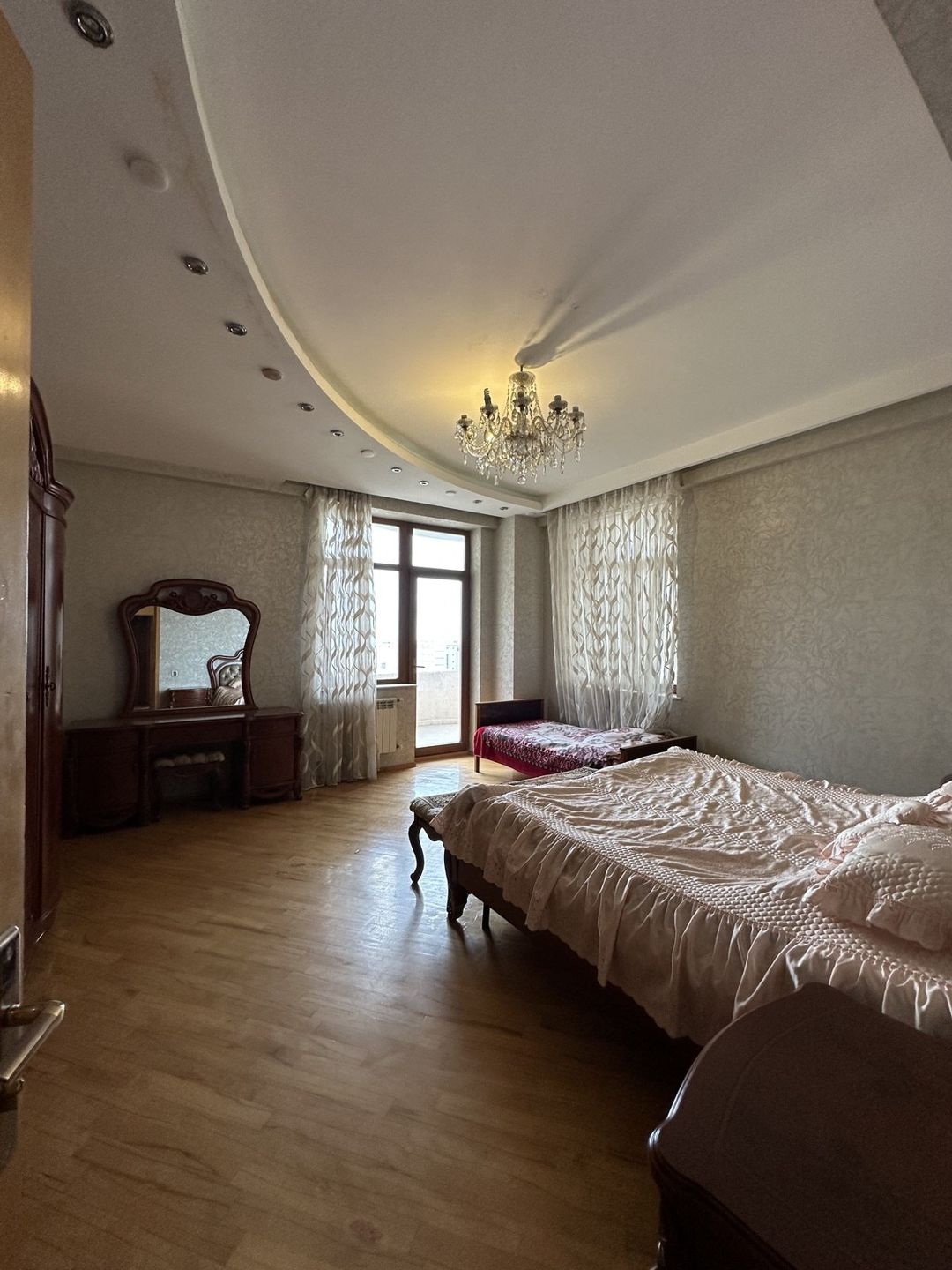 Satılır 4 otaqlı yeni tikili 221 m² — Mənzil, Bakı (8)