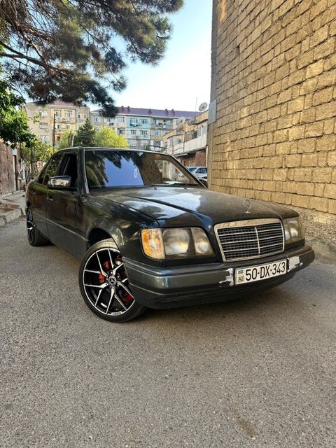 Mercedes 220 E, 2.2 L, 1992 il, 340 000 km — Sumqayıt