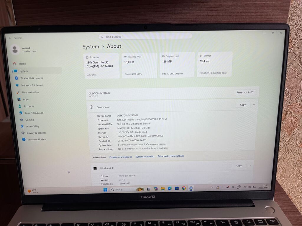 Huawei noutbuk - Model: Huawei (MateBook seriyası olduğunu göstərən — Huawei, Bakı (3)