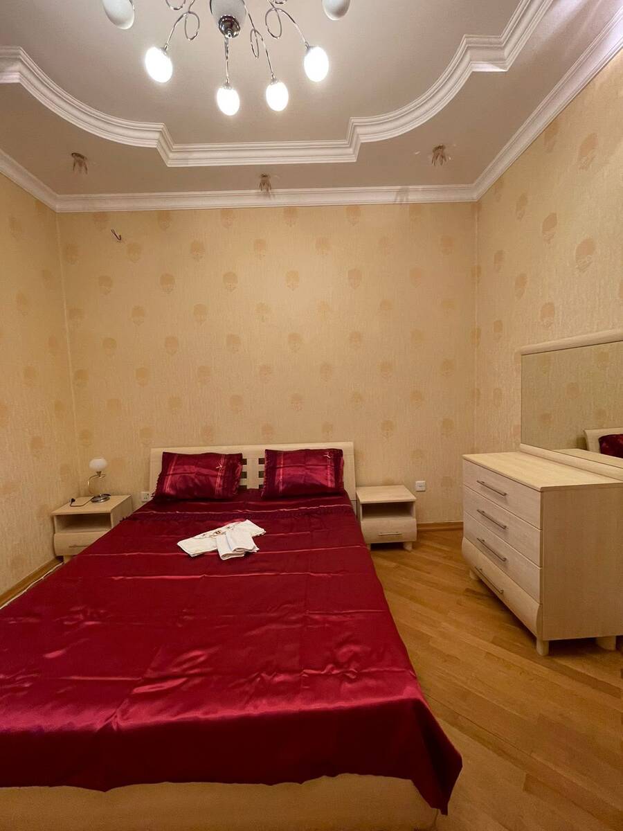 İcarəyə verilir 2 otaqlı köhnə tikili 80 m² — Mənzil, Bakı (6)