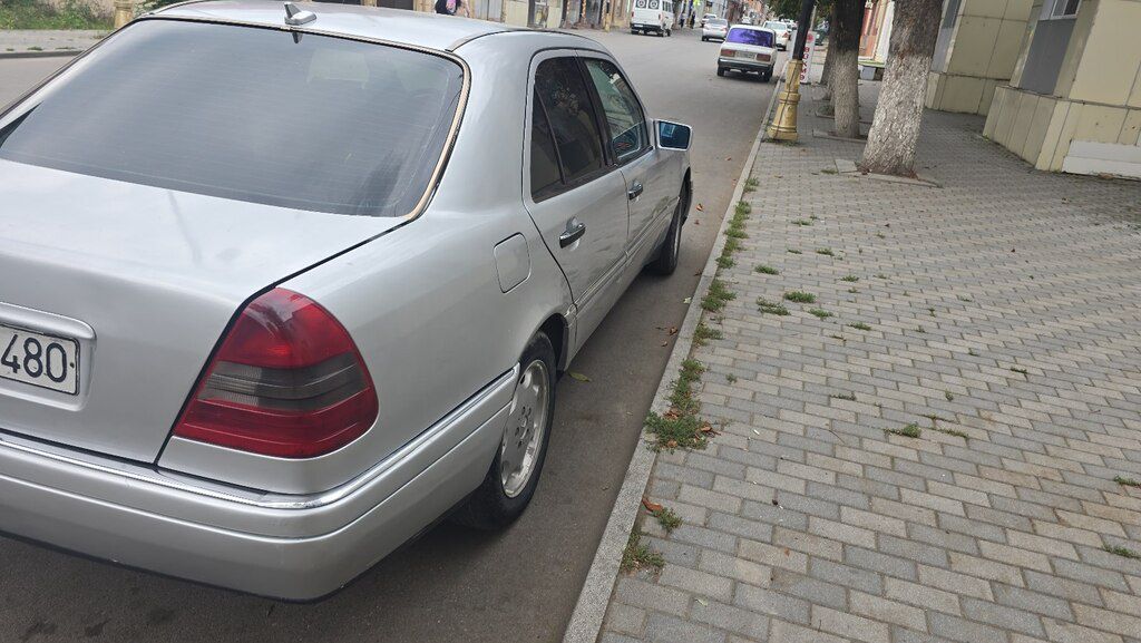 Mercedes C 220, 2.2 L, 1994 il, 552 000 km 99-MF-480 — Avtomobillər, Quba (6)