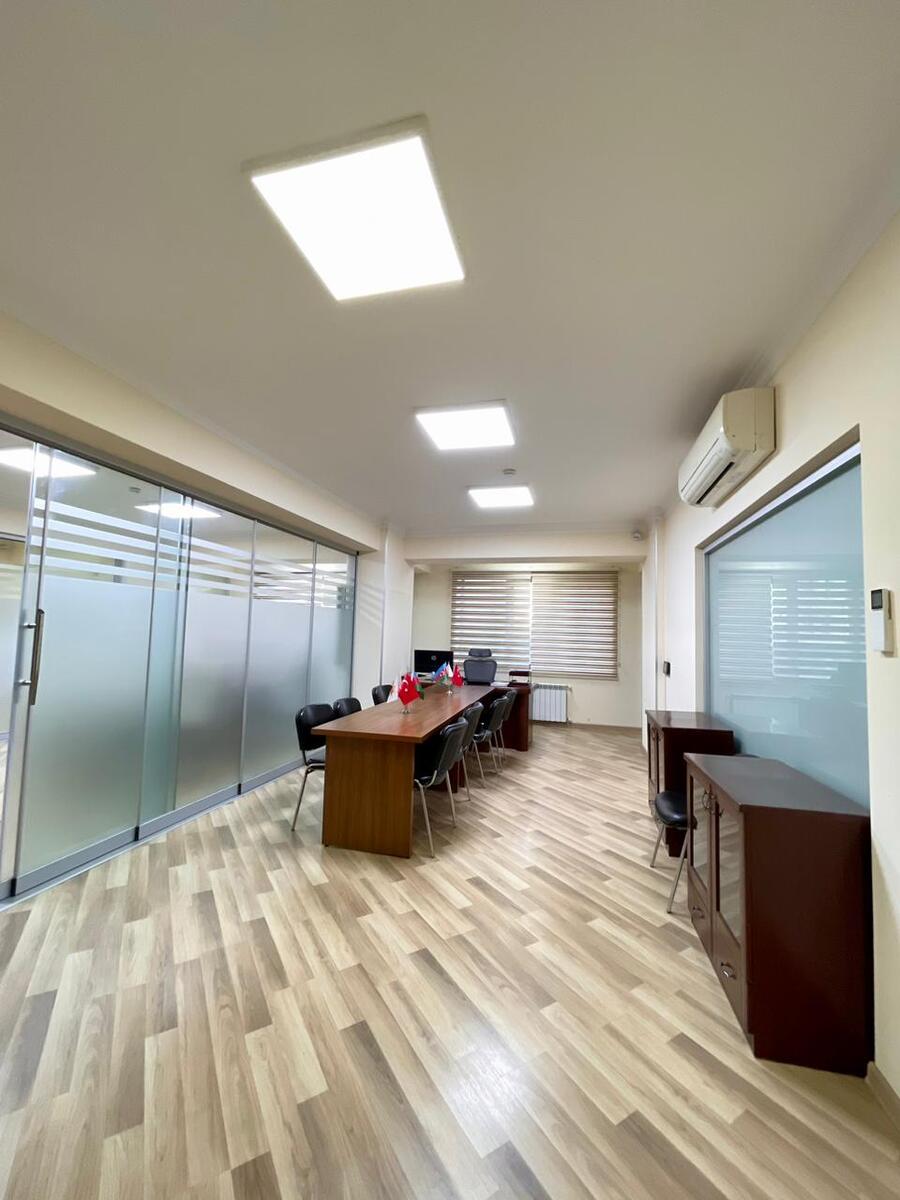 İcarəyə verilir 12 otaqlı ofis 400 m² — Ofis, Bakı (3)