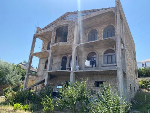 Satılır 8 otaqlı həyət evi/bağ evi 280 m² — Bakı